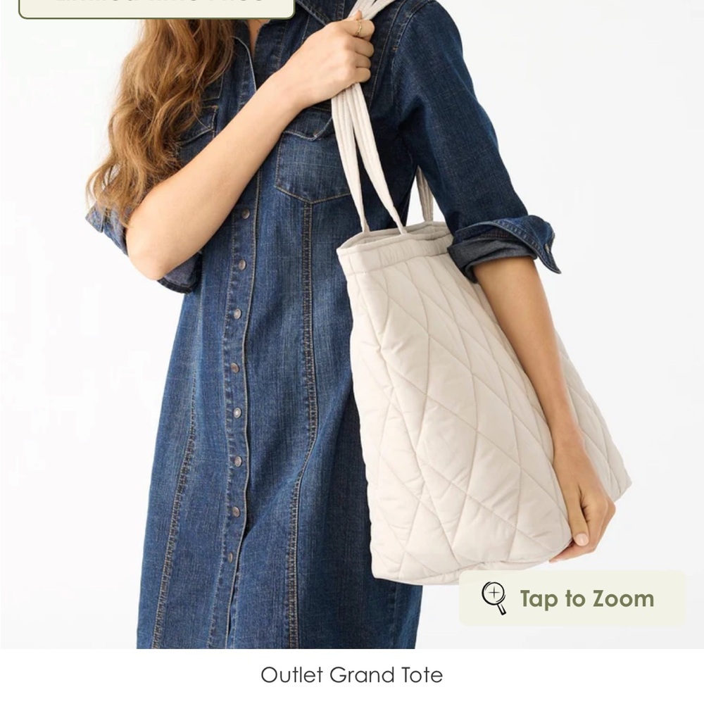 Vera Bradley grand tote in NWT